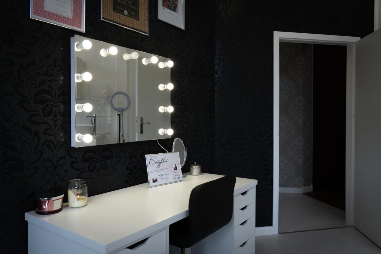 Appartement Night O'Clock Apart Premium à Opole Extérieur photo